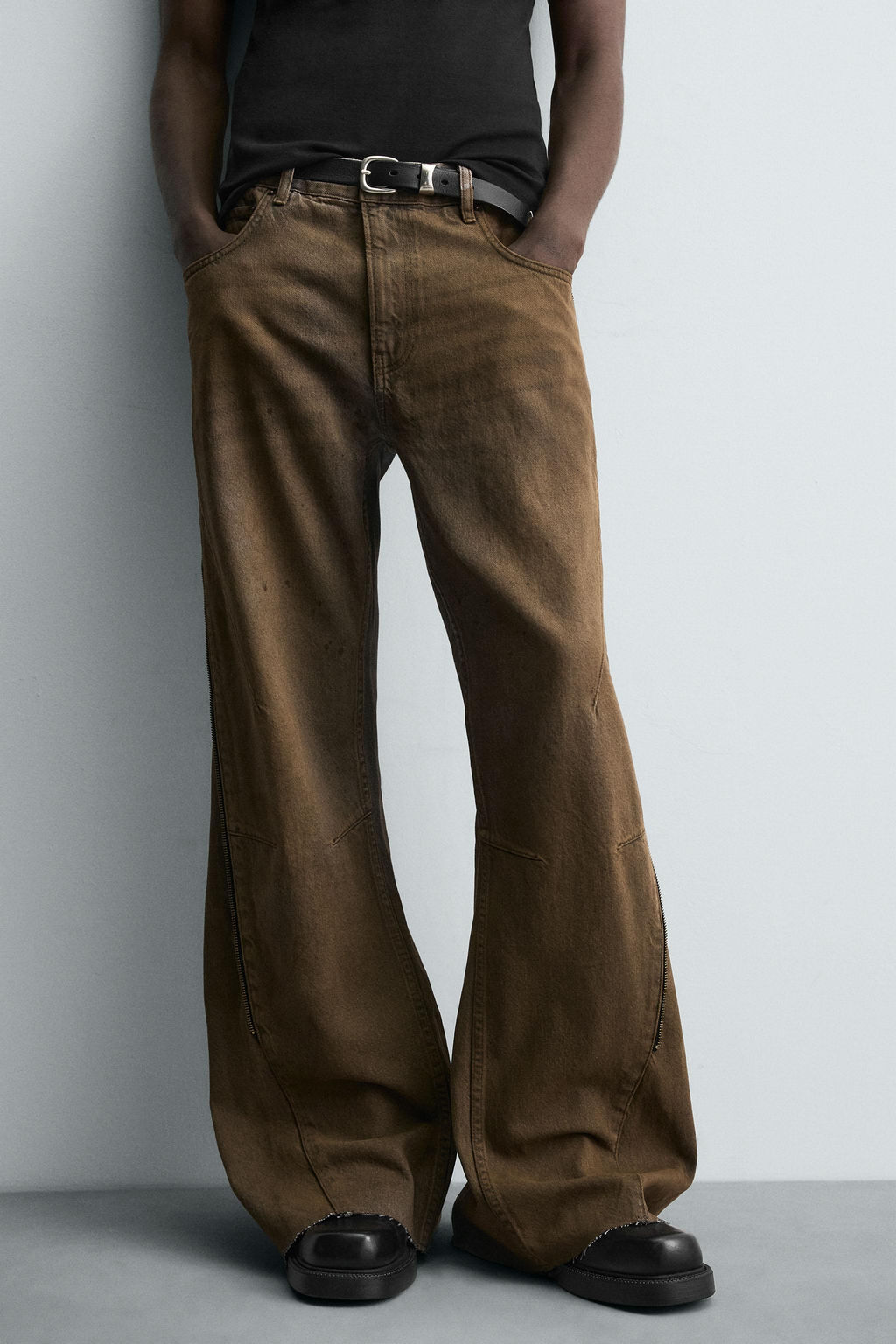 FLARE FIT JEANS WITH ZIPS - Zara фото 5