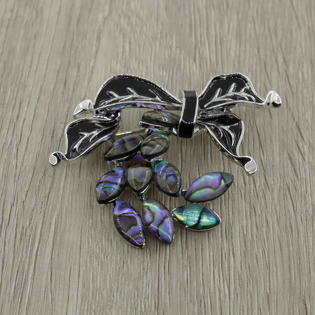 Брошь "Листочки с жемчужинами" гелиотис