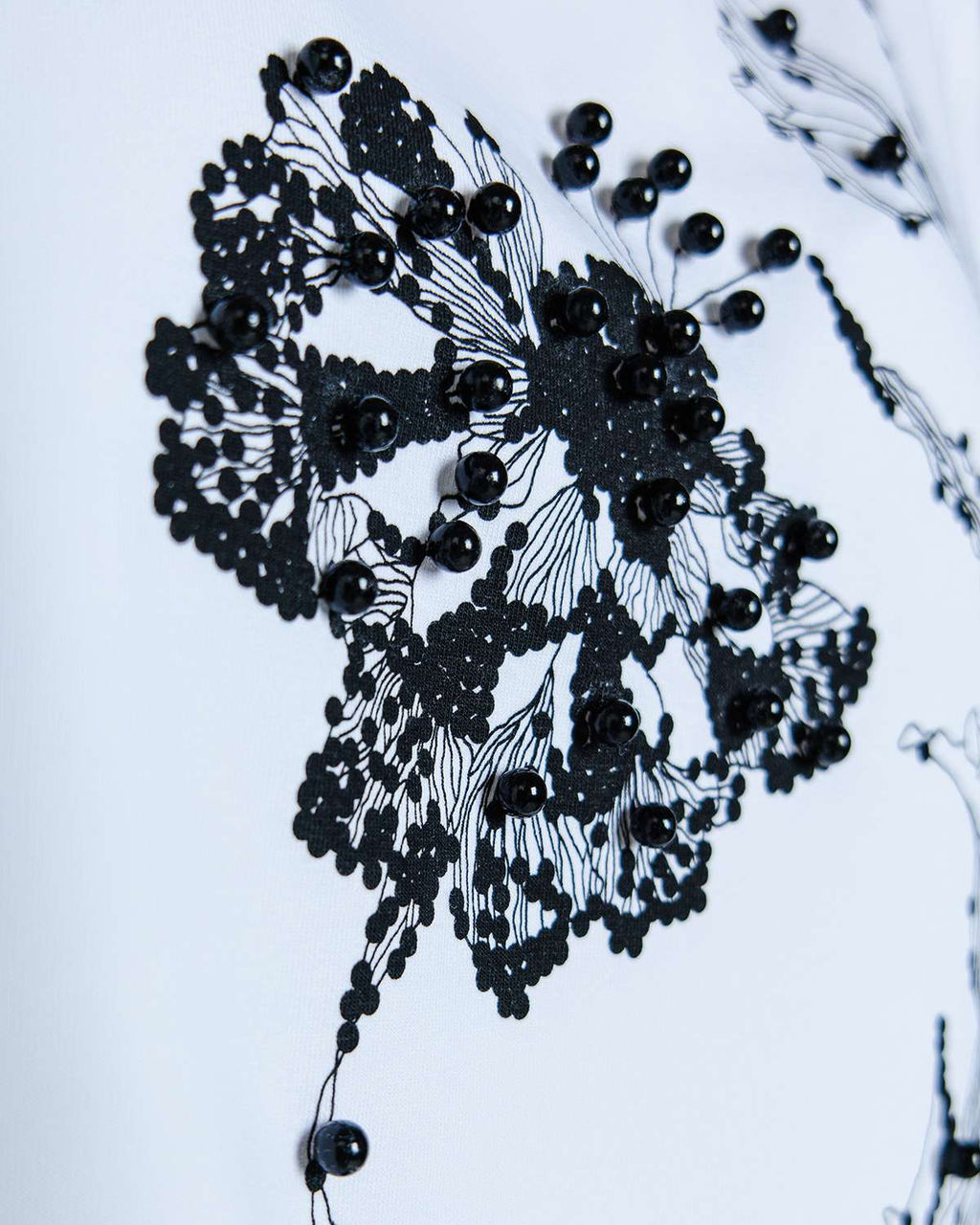 Футболка с принтом и бусинами FD015 - Sahar art lab фото 3