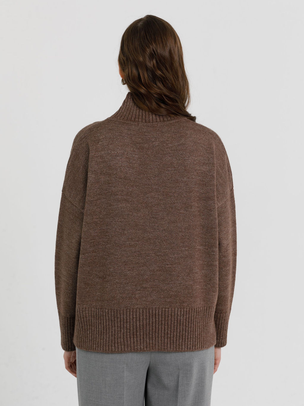 Свитер вязаный оверсайз