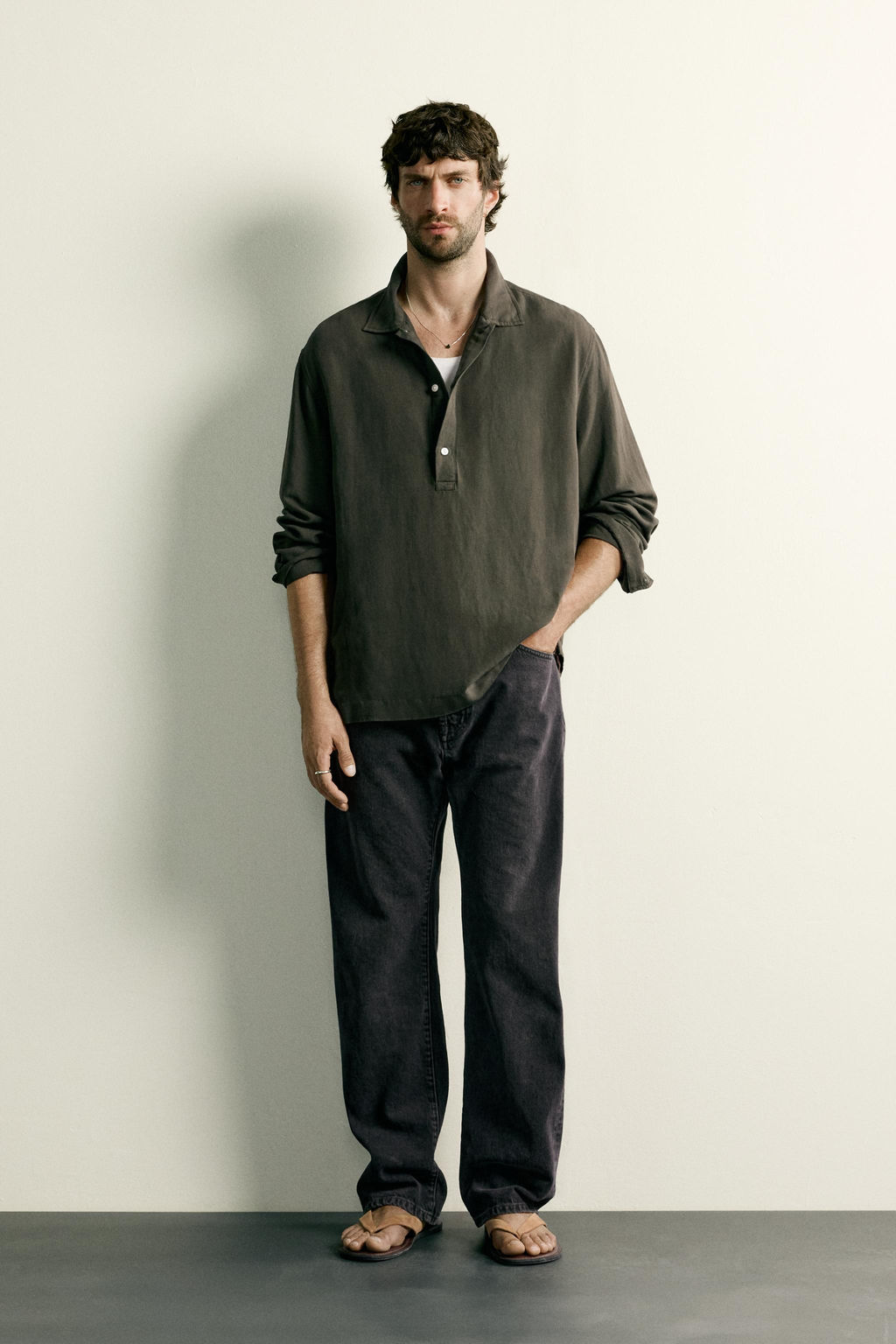 CAMISA POLO REGULAR FIT VISCOSA - LINO / Khaki oscuro