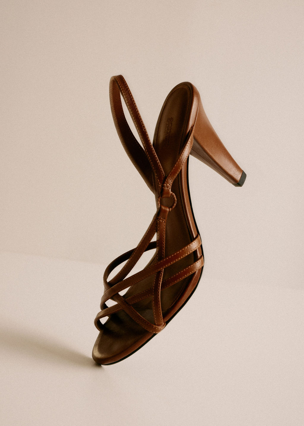 Sandalias de piel con anilla - H&m фото 3