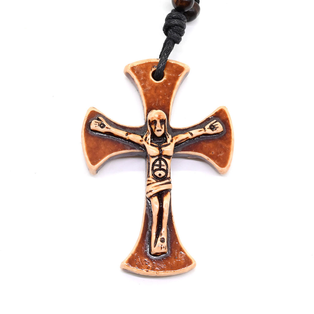 Подвеска Крест 45*65мм на шнурке 42-84см
