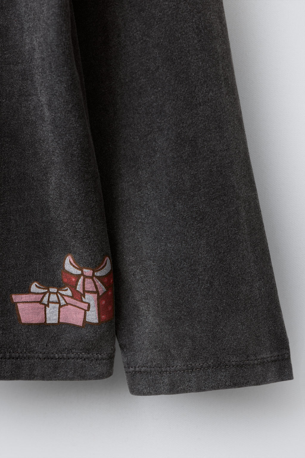 FADED-EFFECT CAPYBARA CAPYFUN  T-SHIRT - Zara фото 4