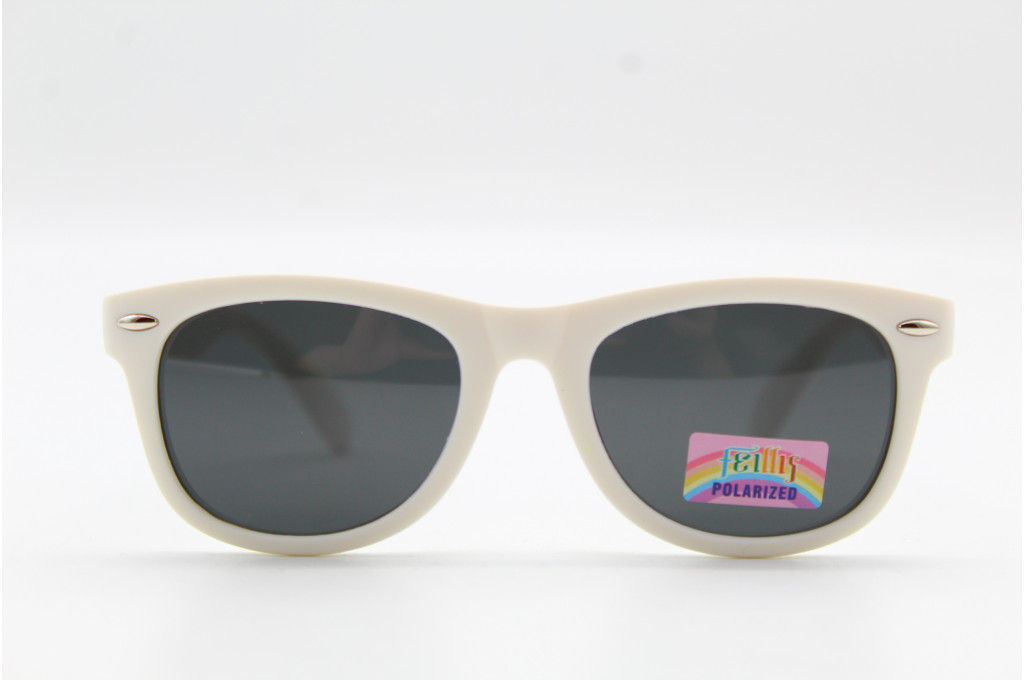 Солнцезащитные очки Feillis Polarized (детские) 66611 45-18-116 белые