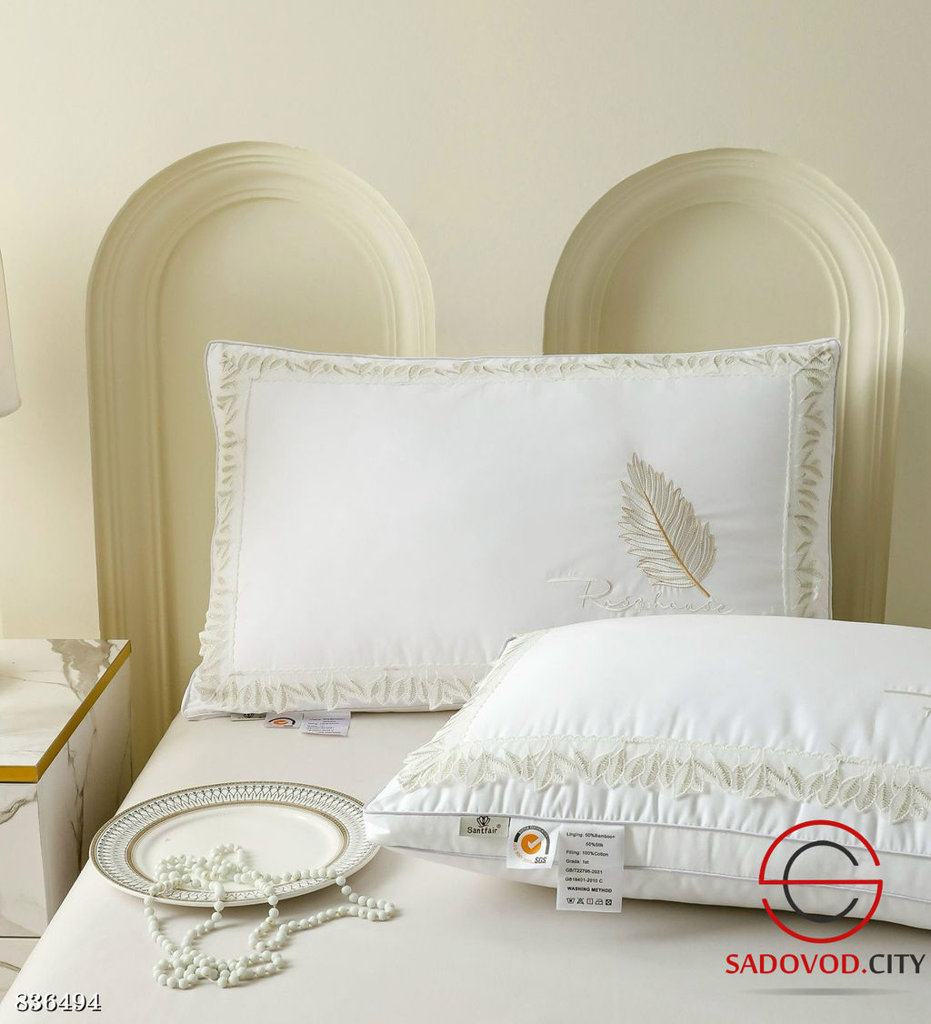 Подушка с наполнителем микрогеля и шелка