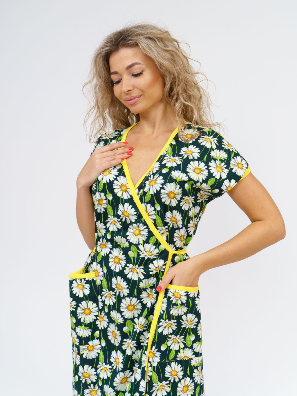 674 Халат "Ромашки/хаки"