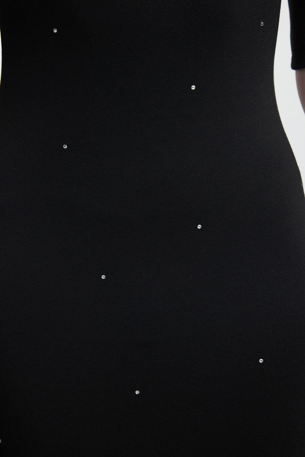 Siyah Tas Detayl? Truvakar Kol Bodycone/Vucuda Oturan Midi Orme Elbise TWOAW25EL00458 - Trendyolmilla фото 4