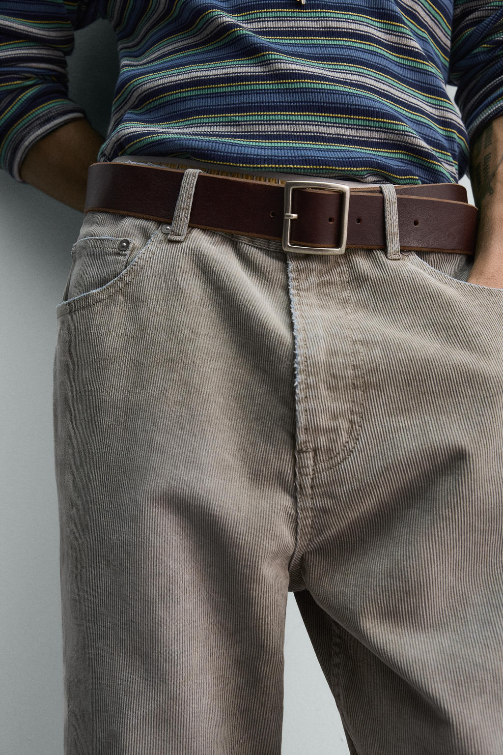 LIMITED EDITION FLARE FIT CORDUROY TROUSERS - Zara фото 5