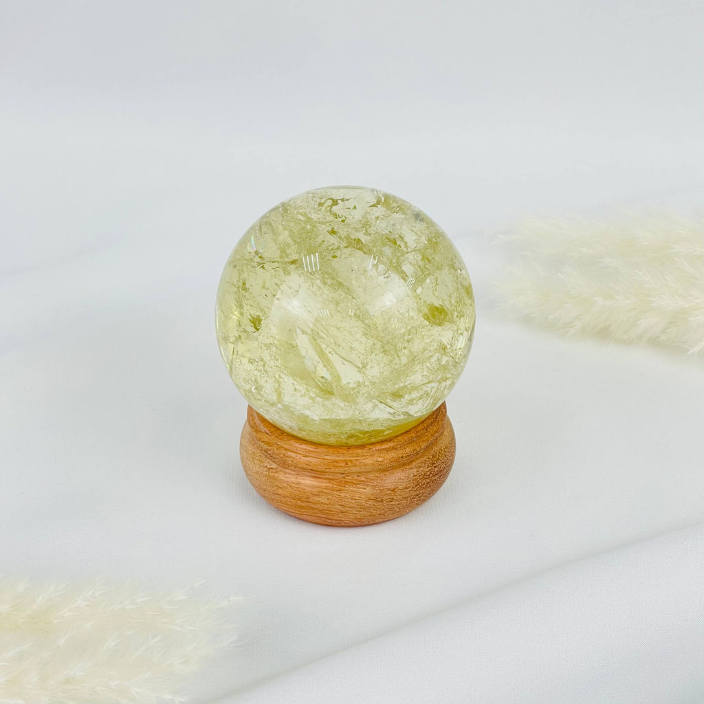 Шар из Цитрина на подставке