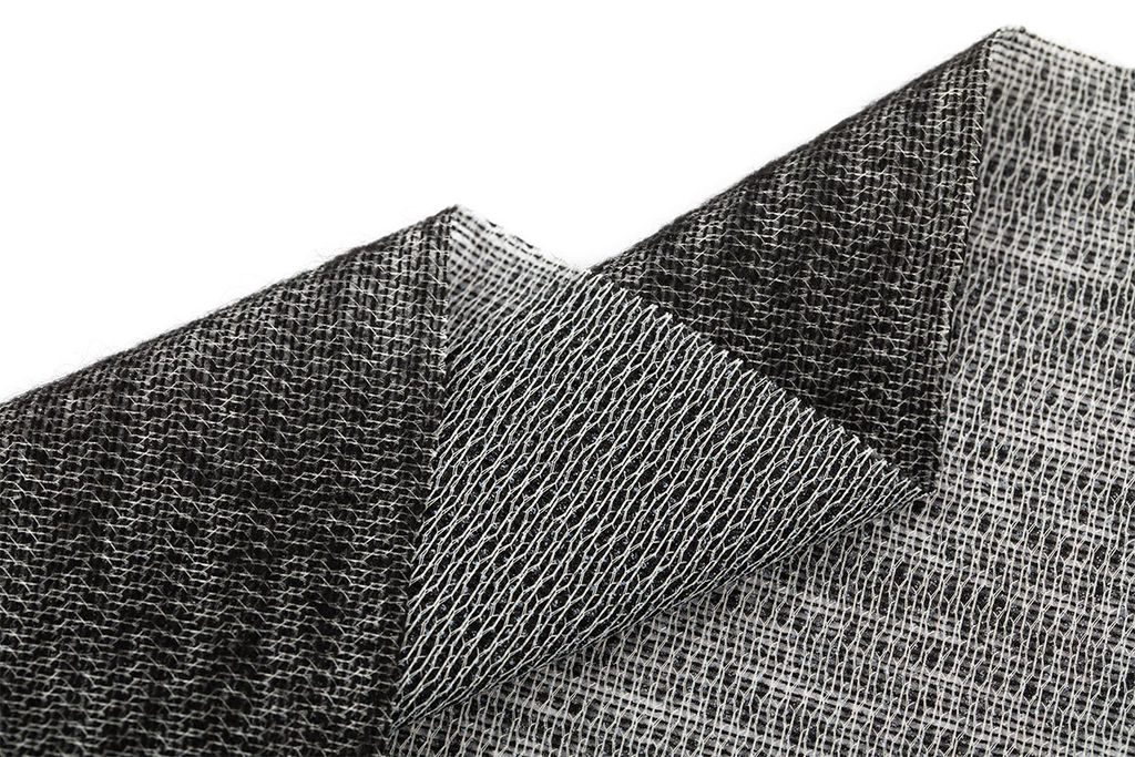 Дублерин G-22tt ФАСОВКА тканый точечный 72 г/кв.м 2 50 см х 50 см черный