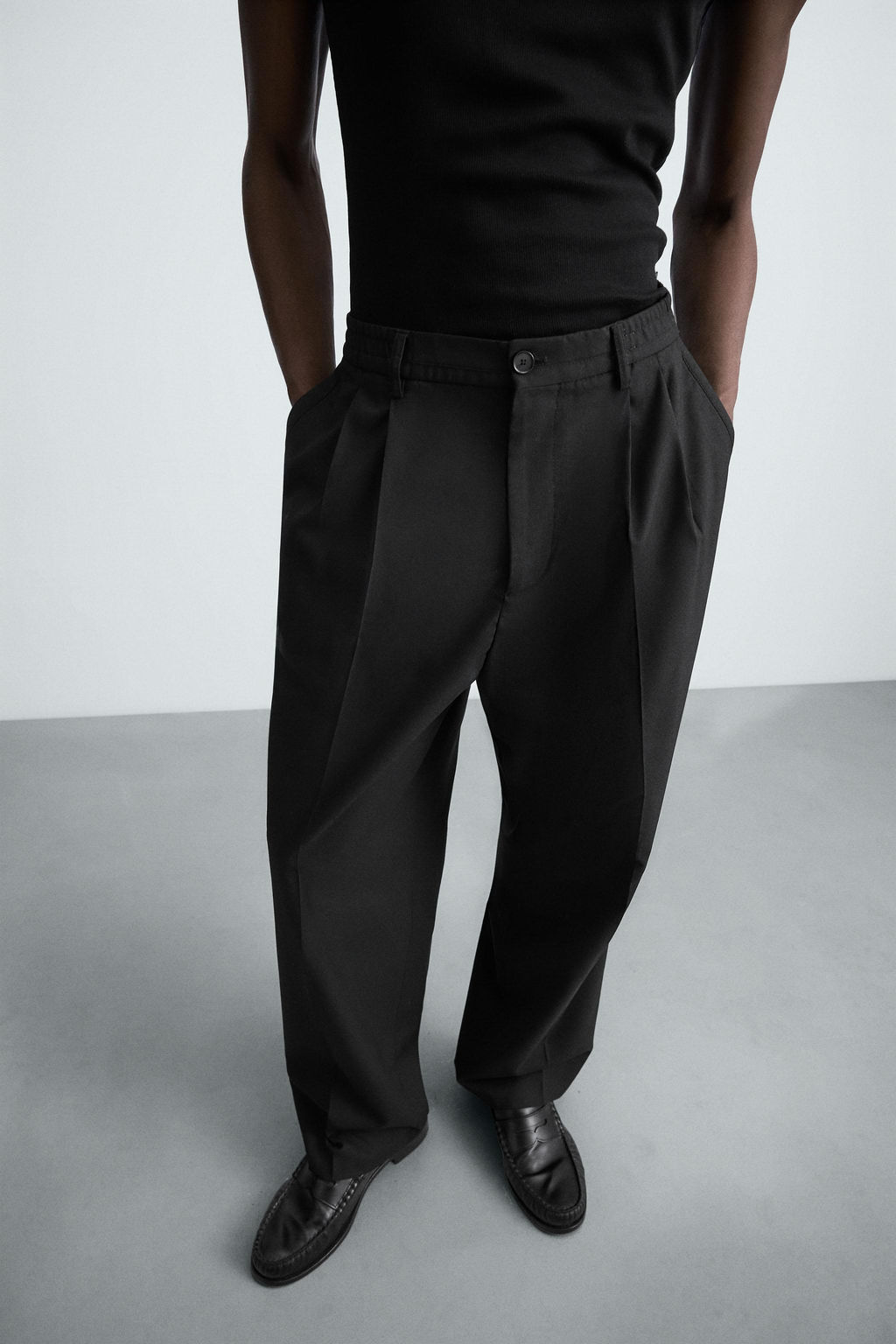 FLOWING WIDE-LEG PLEATED TROUSERS - Zara фото 5
