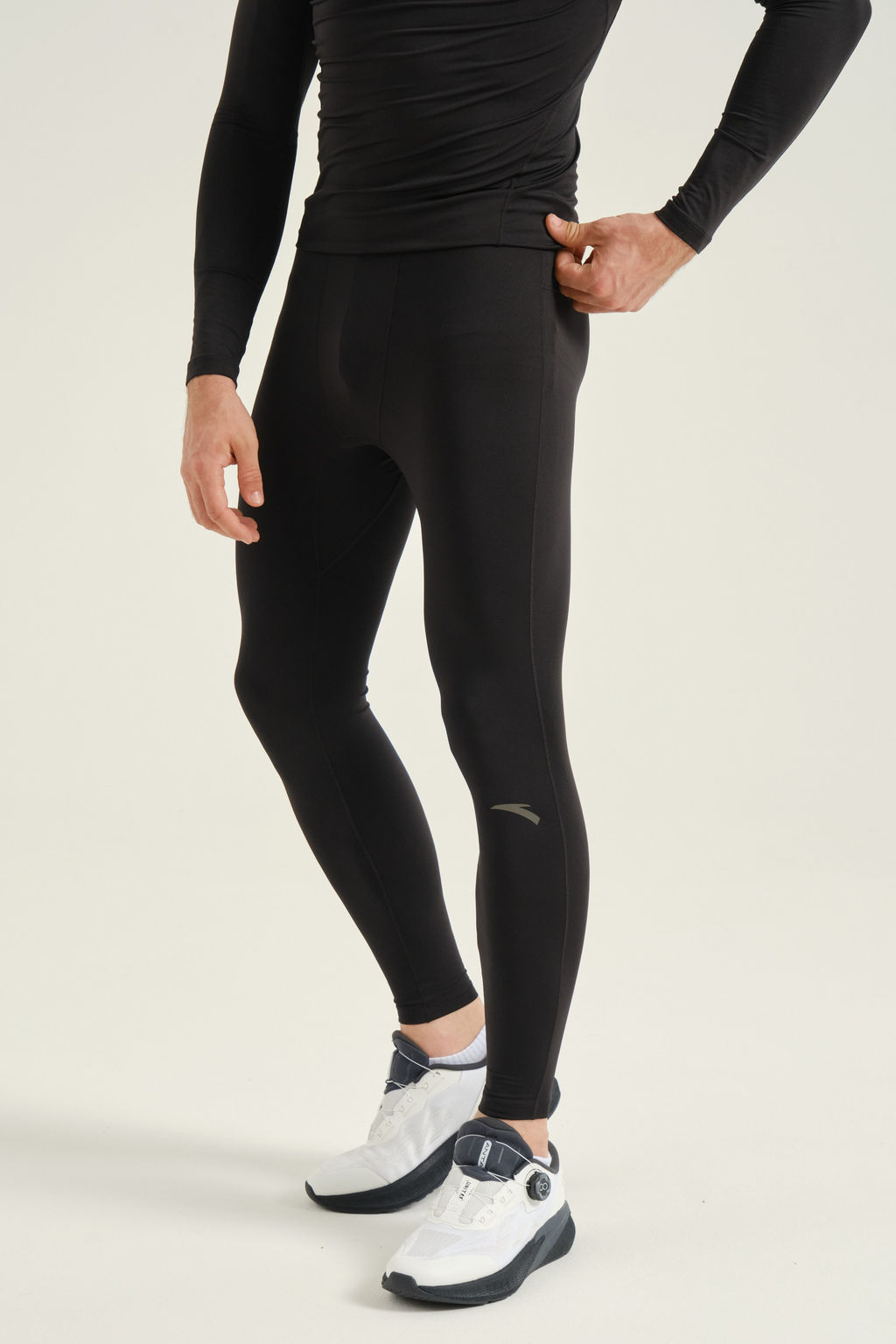 Тайтсы Черный - Anta фото 5