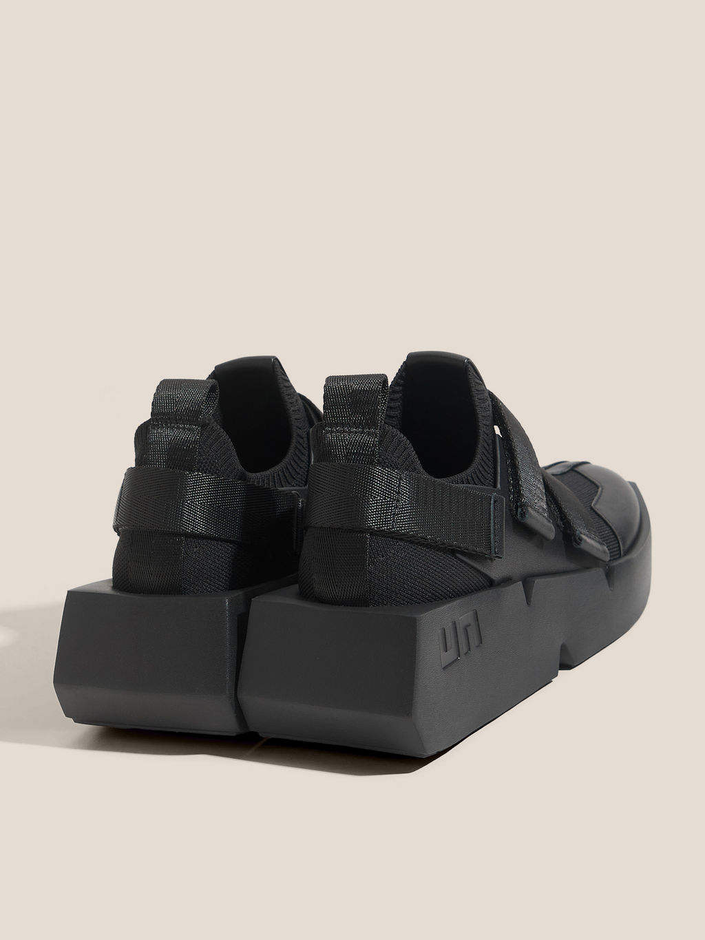 Женские кроссовки UNITED NUDE Mega Run Артикул 4638673, черный