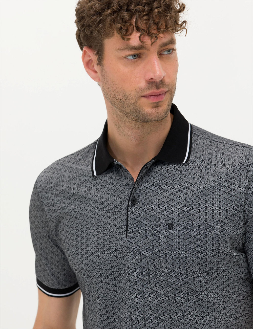 Siyah Regular Fit Bask_l_ Polo Yaka Ti__rt