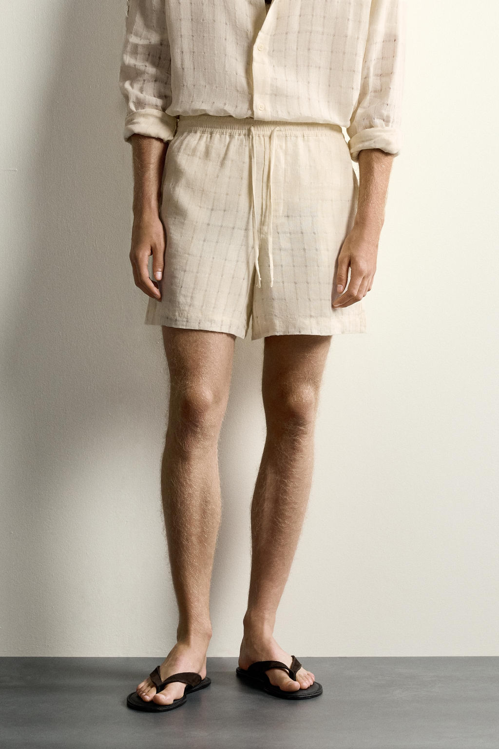 BERMUDA JACQUARD CUADROS LINO - ALGOD?N / Crudo - Zara фото 2