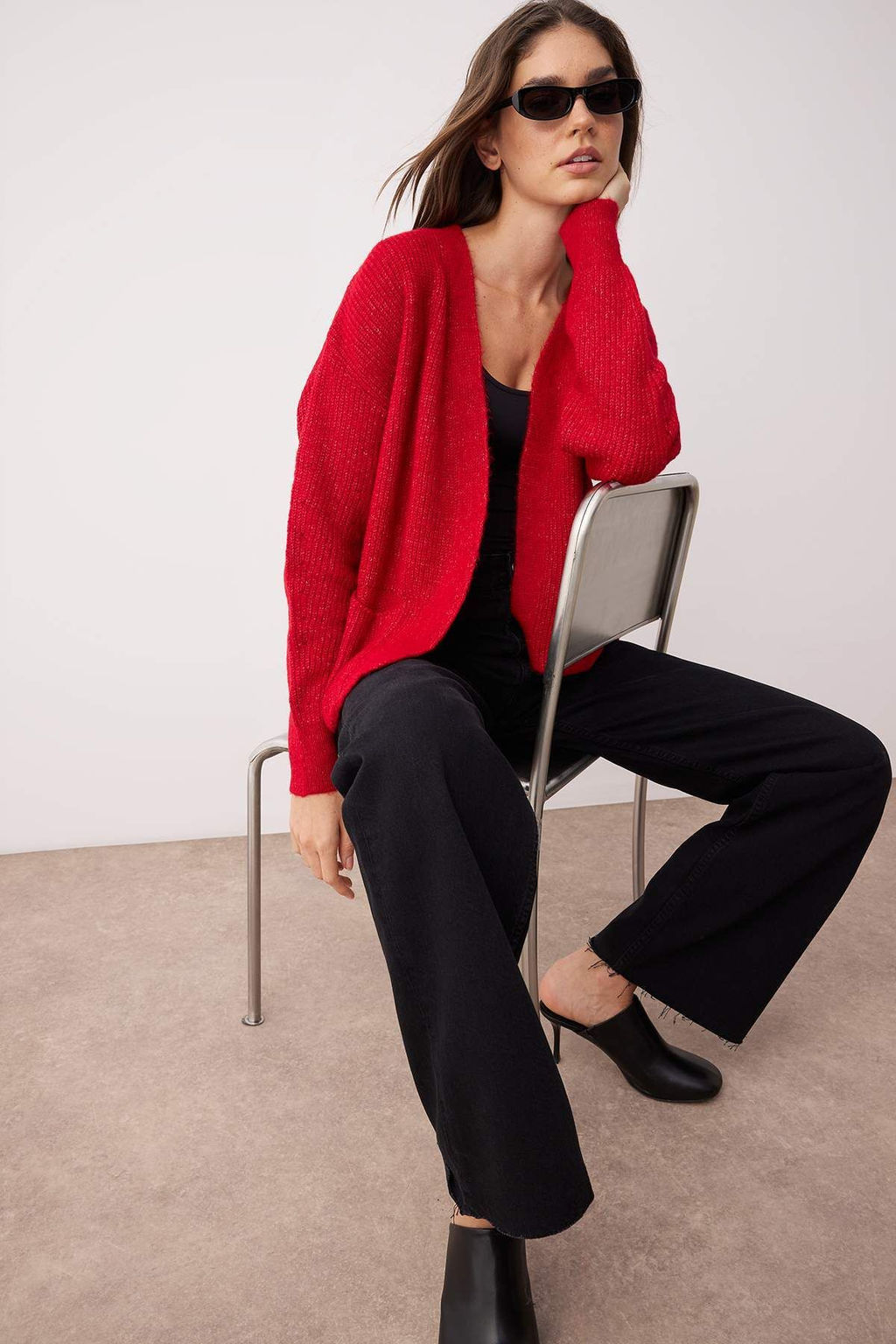 K?rm?z? Genis Kal?p Yumusak Dokulu Cep Detayl? Triko H?rka TWOAW24HI00133