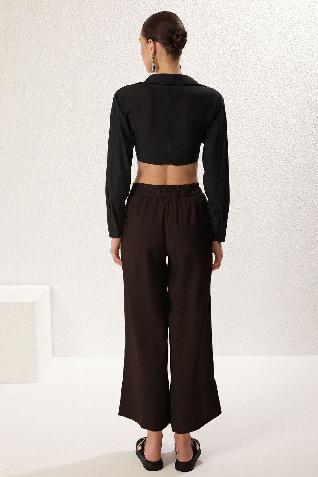 TRENDYOLMILLA Vizon Modal Cep Detayl? Wide Leg/Genis Paca Pileli Dokuma Pantolon TWOSS25PL00081  фото 11