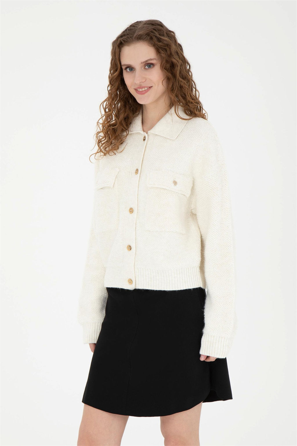 Kad_n Krem Triko H_rka Sepette S_rpriz _ndirim