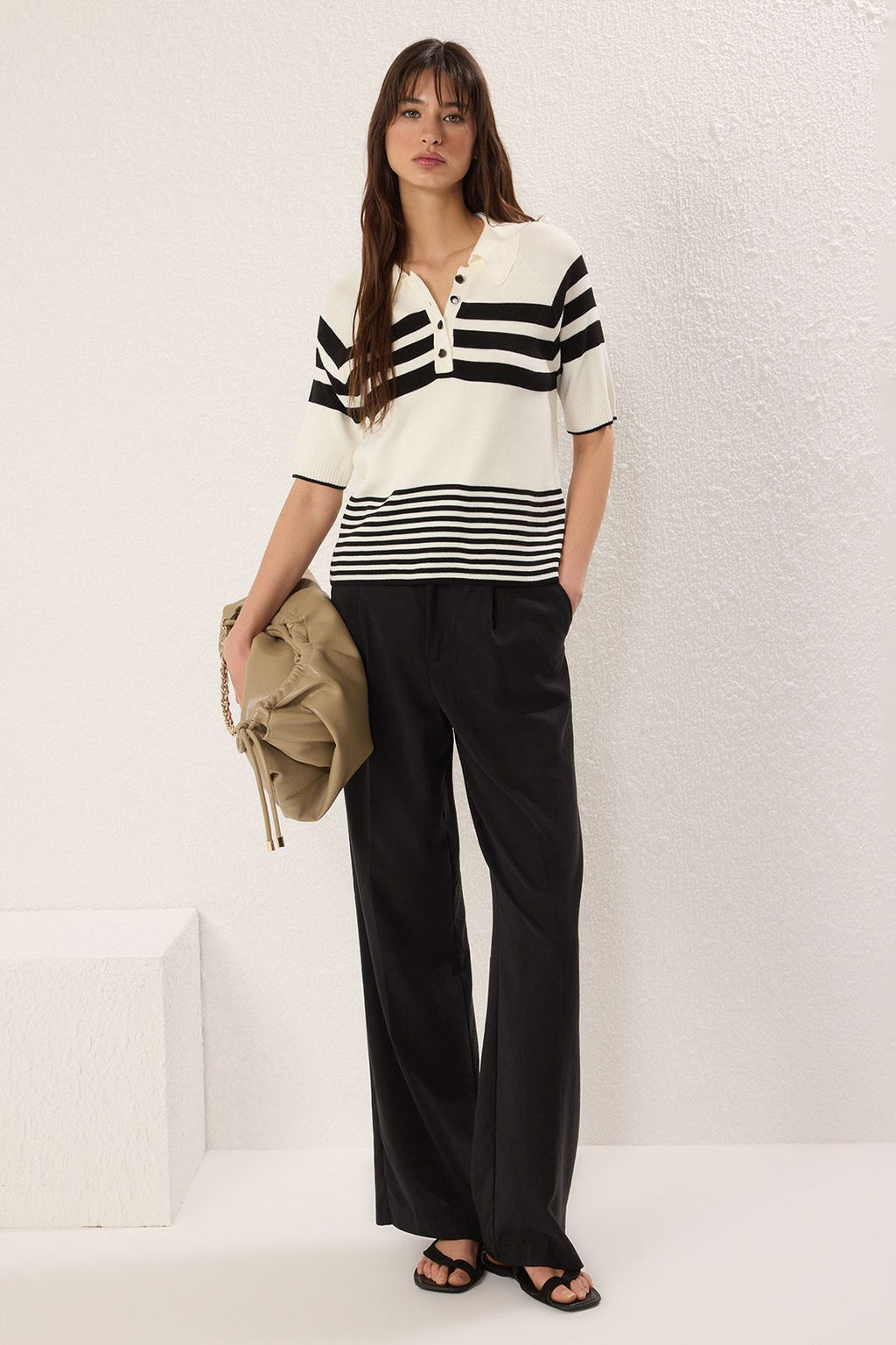 Ekru Polo Yaka Renk Bloklu Ince Triko Bluz TWOSS25KZ00002 - Trendyolmilla фото 2