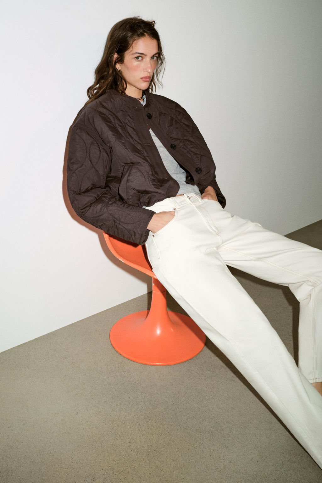 CAZADORA CORTA ACOLCHADA / Marr?n - Zara фото 6