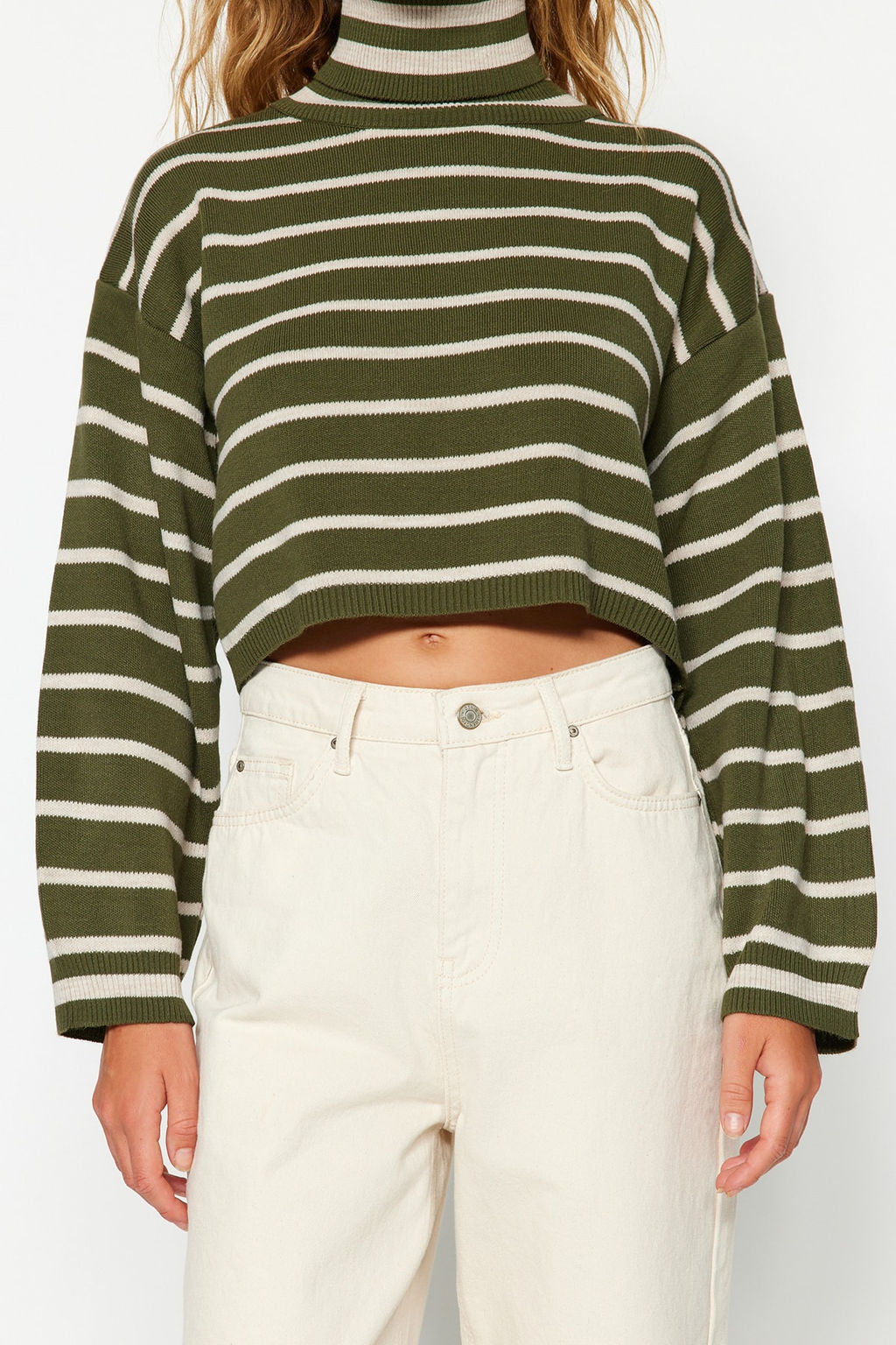 TRENDYOLMILLA Haki Cizgili Crop Triko Kazak TWOAW24KZ00627