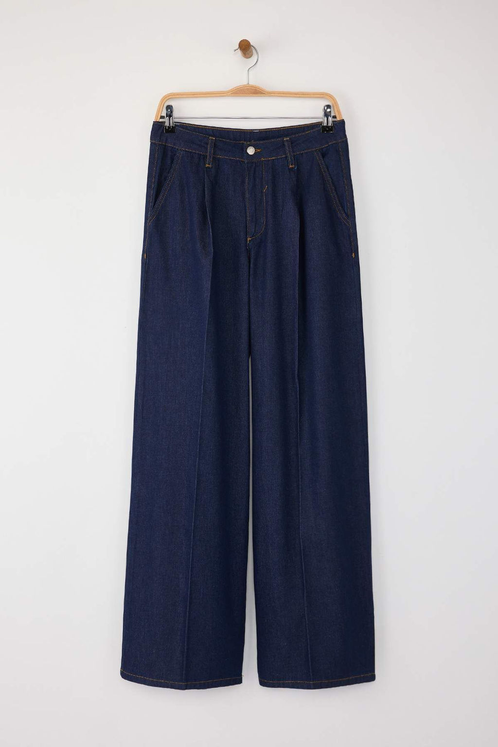 Koyu Mavi Pileli Normal Bel Wide Leg Jeans TWOAW26JE00008 - Trendyolmilla фото 5