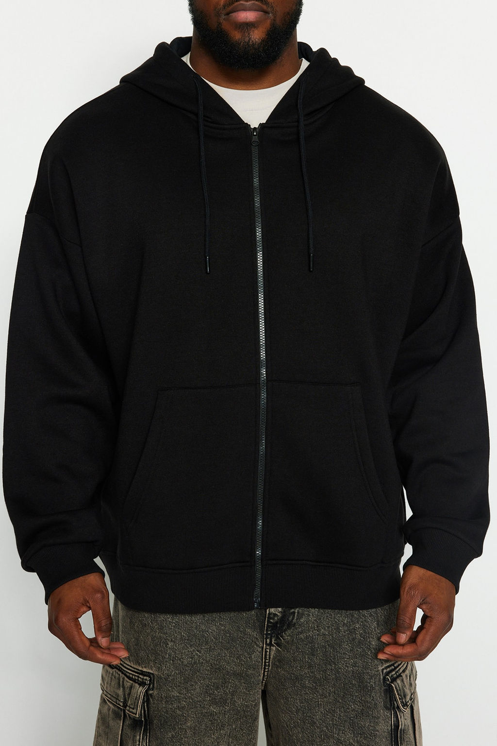 TRENDYOL MAN Siyah Buyuk Beden Oversize Kapusonlu Sweatshirt TMNAW24AO00003 - Trendyolmilla фото 4