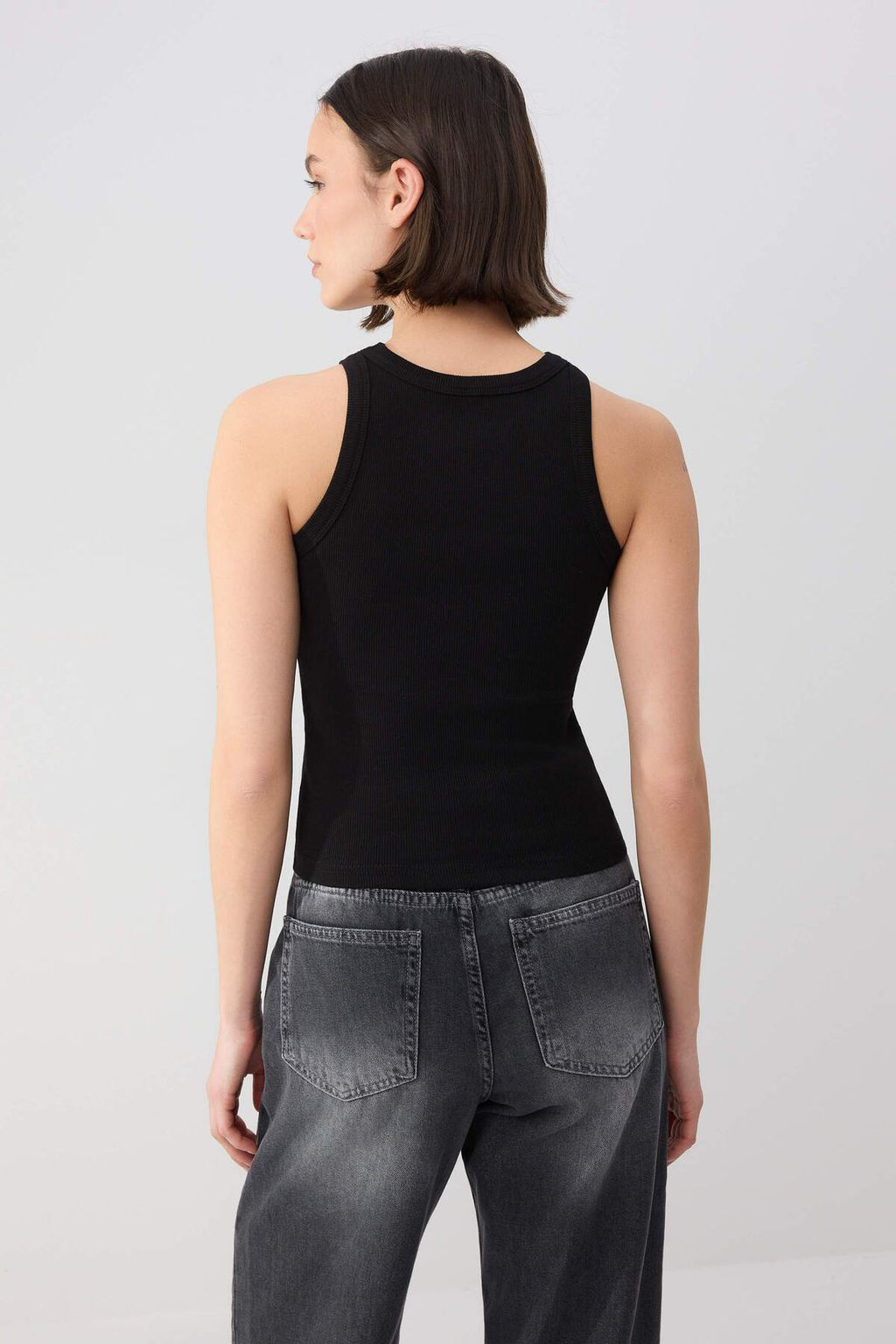 Wardrobe Essentials-Siyah Fitted/Vucuda Oturan Kal?n Ask?l? Esnek Orme Atlet TWOSS26AL00029