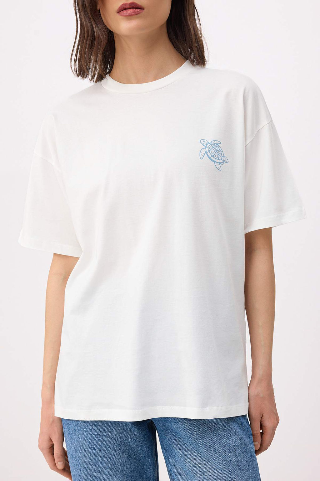 Ekru Bask?l? Oversize/Genis Kal?p Dusuk Kol K?sa Kollu Tok %100 Pamuk Orme T-Shirt TWOSS26TS00160 - Trendyolmilla фото 3