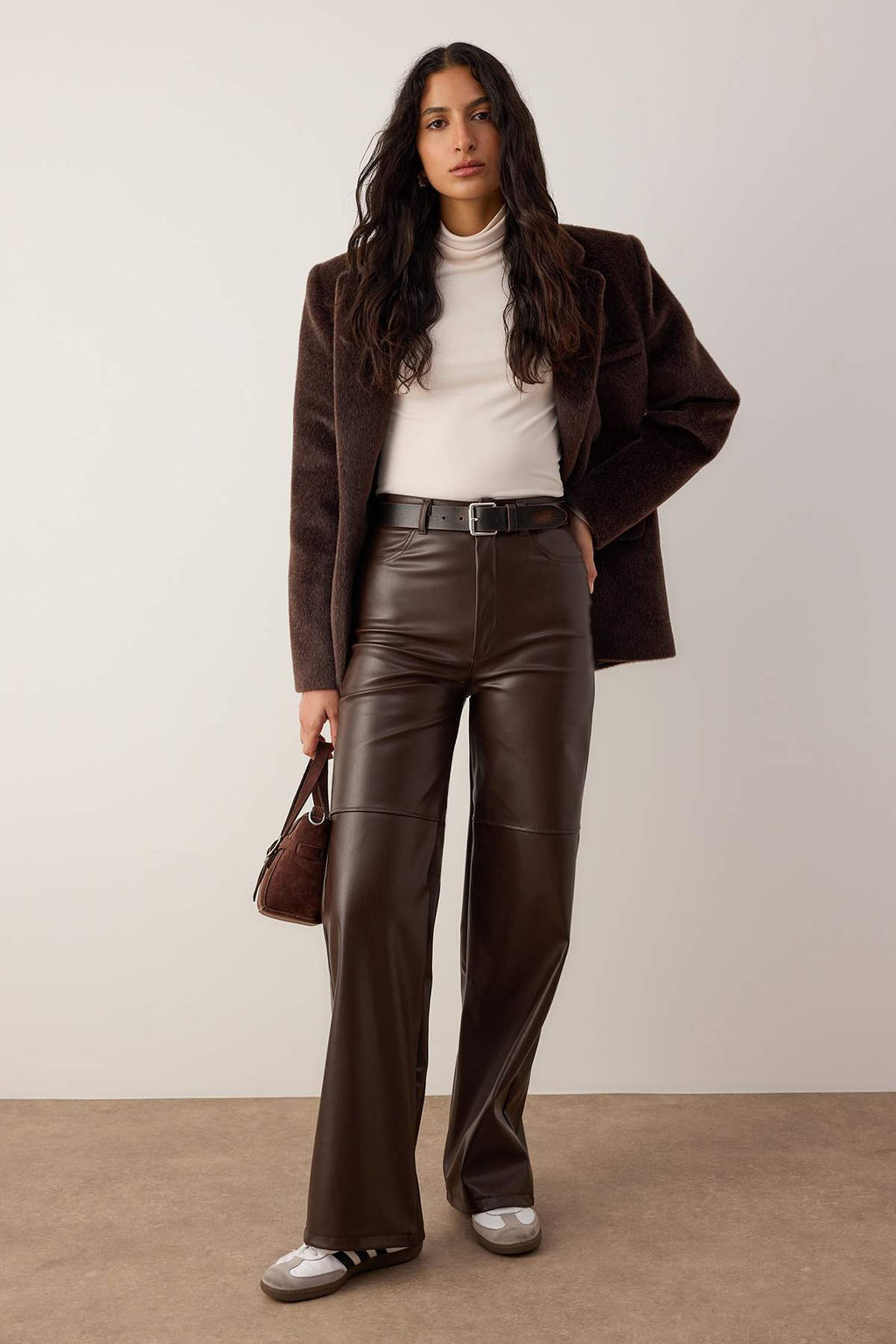 Kahverengi Relaxed/Rahat Straight/Boru Paca Dikis Detayl? Orme Deri Pantolon TWOAW25PL00068