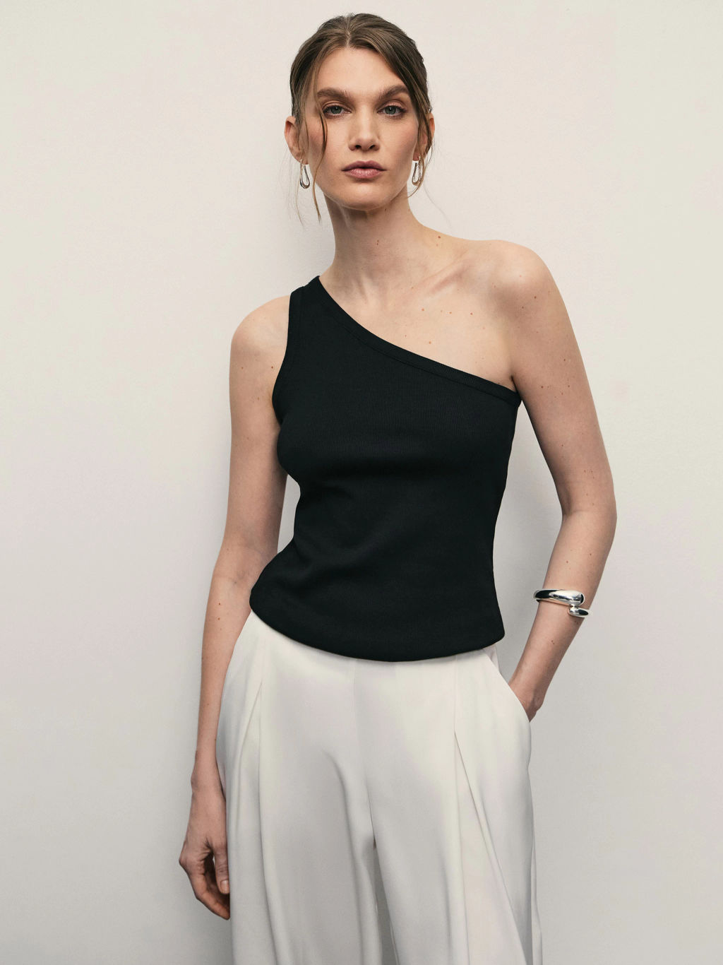 Топ на одно плечо / Zarina  фото 7