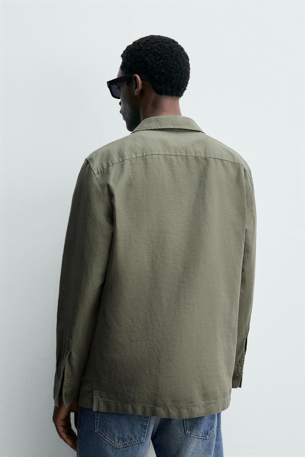SOBRECAMISA RELAXED FIT CON LINO / verde lavado - Zara фото 3