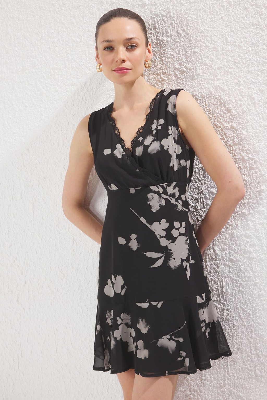 Siyah Cicekli A Kesim Mini Dokuma Elbise TWOSS25EL00029 - Trendyolmilla фото 2