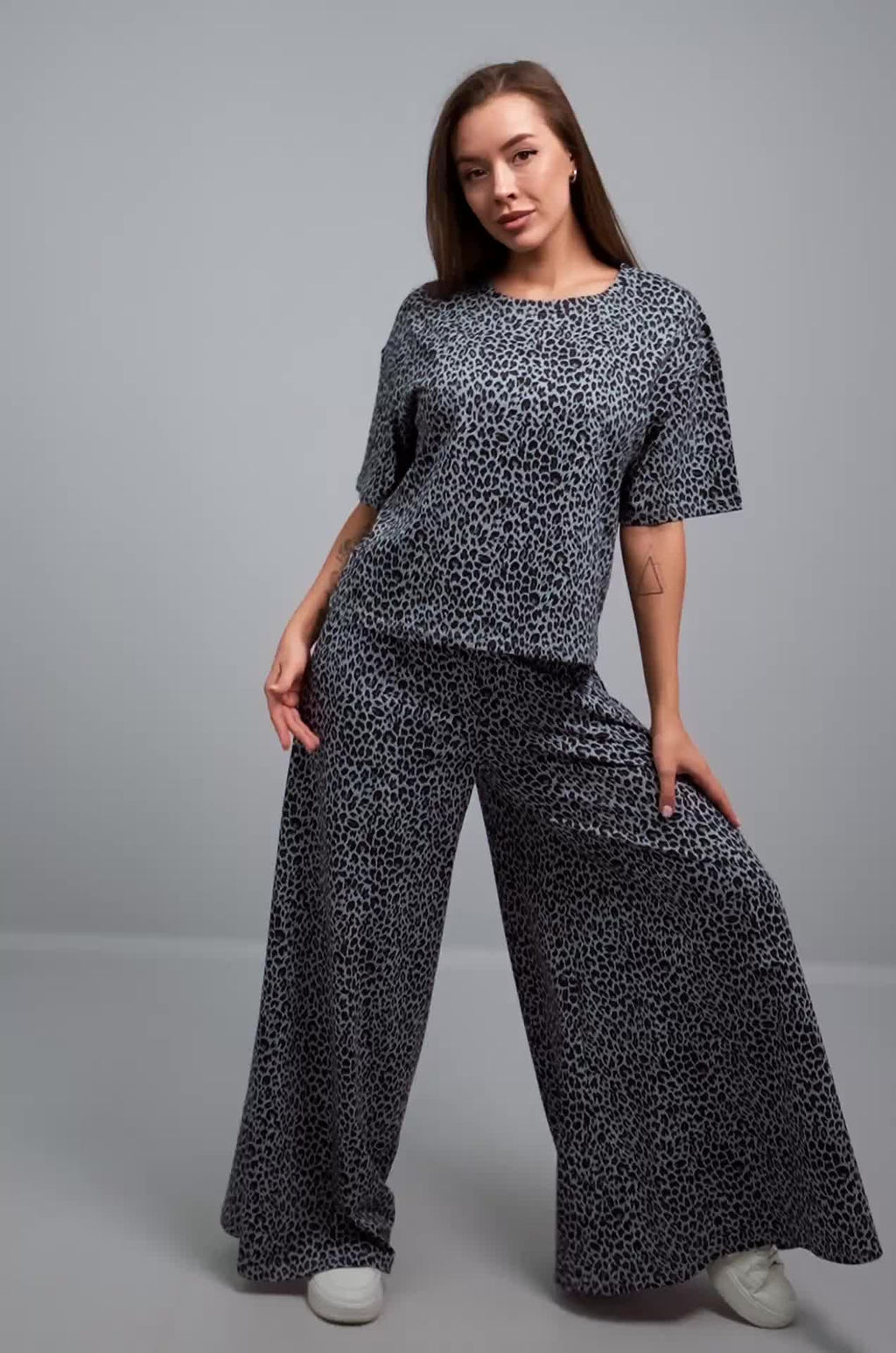 Женский костюм с широкими брюками Happyfox  фото 2