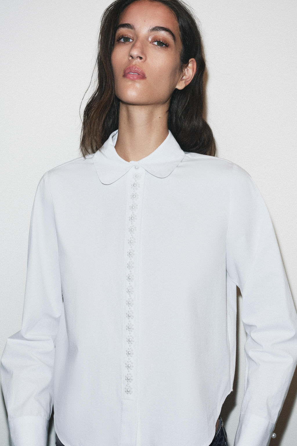POPLIN SHIRT WITH FAUX PEARLS - Zara фото 12