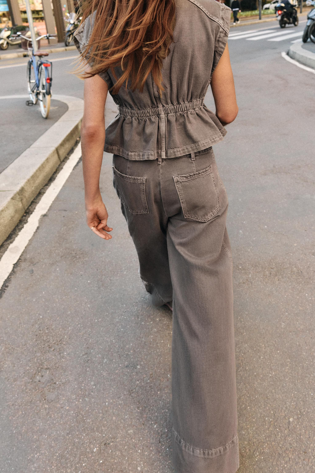 JEANS Z1975 WIDE LEG TIRO MEDIO PINZAS / Marr?n vigor? - Zara фото 5