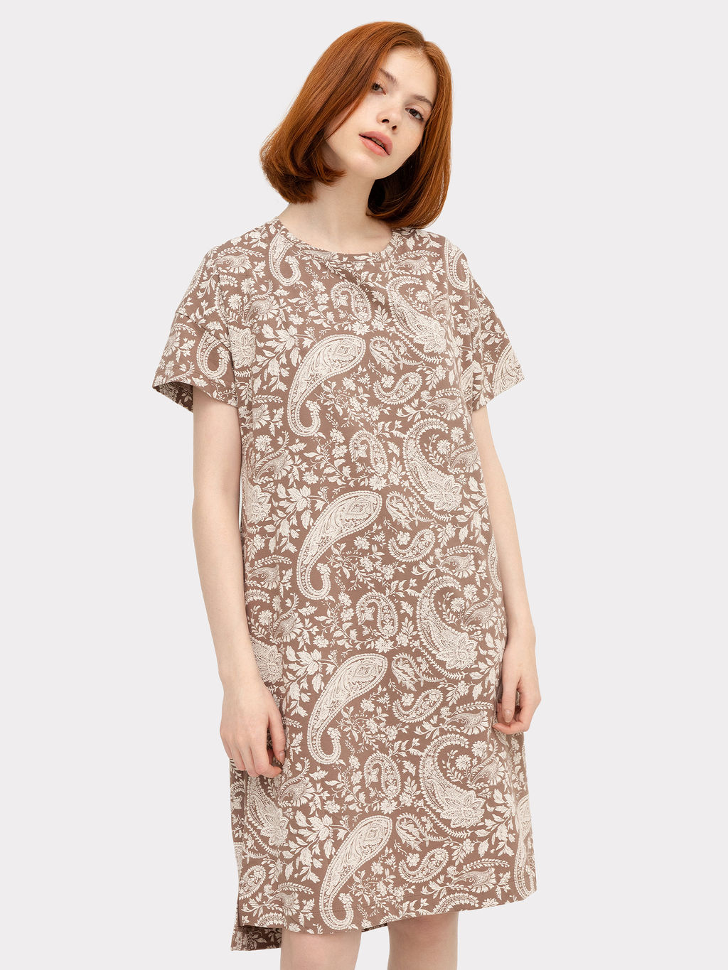 Сорочка ночная женская бежево-тауповая с узором пейсли - Mark formelle фото 5