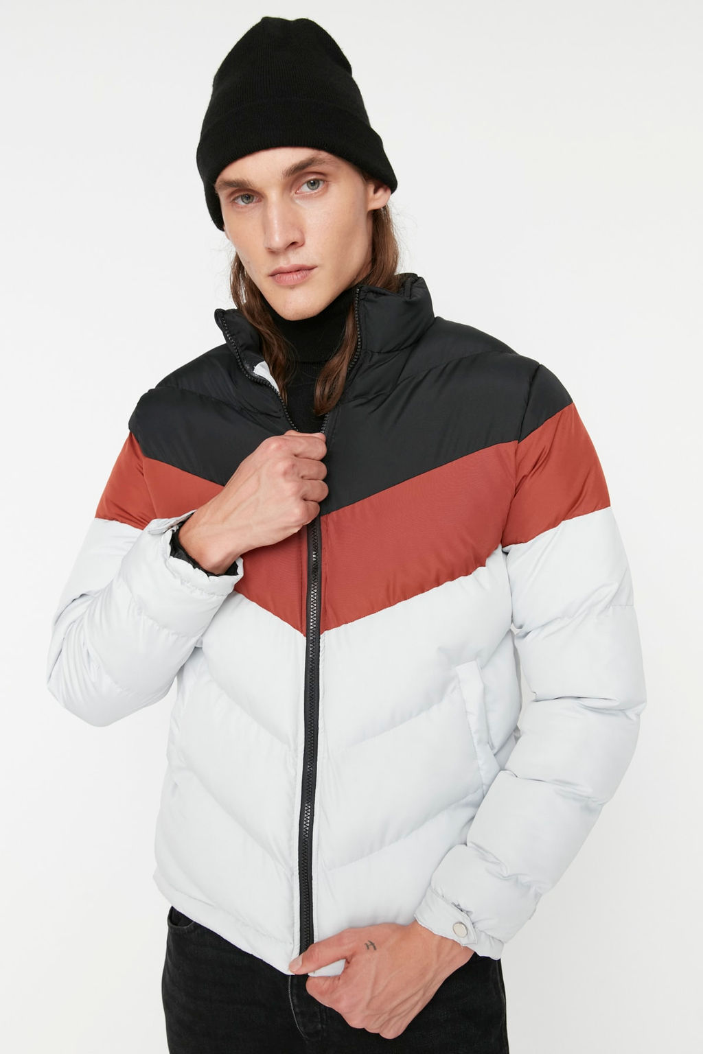 TRENDYOL MAN Siyah Regular Fit Ruzgara ve Suya Dayan?kl? Sisme K?sl?k Mont TMNAW22MO0166 - Trendyolmilla фото 2