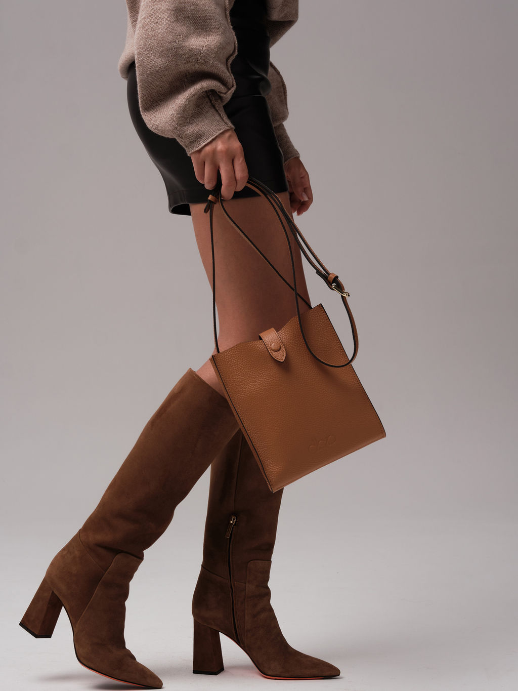 Кожаная сумка кросс-боди Leya DBR 30919 коричневый лист фото 6