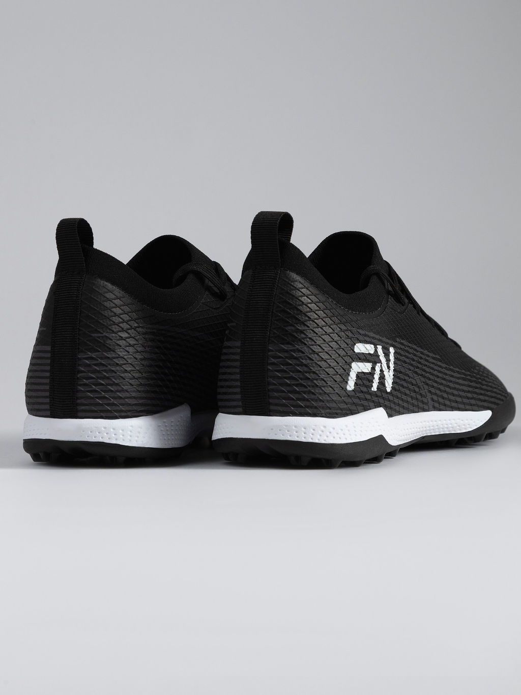 Детские шиповки FN Balance Kid (TF) Black
