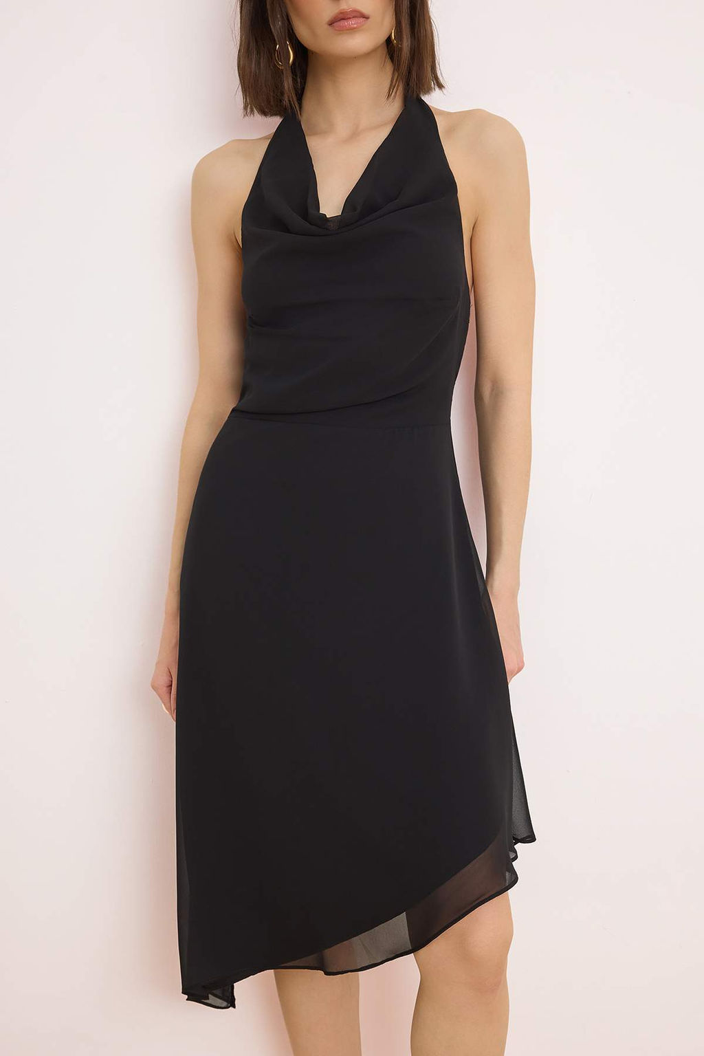 Siyah Duz Degaje Yaka Midi Dokuma Elbise TWOSS26EL00331