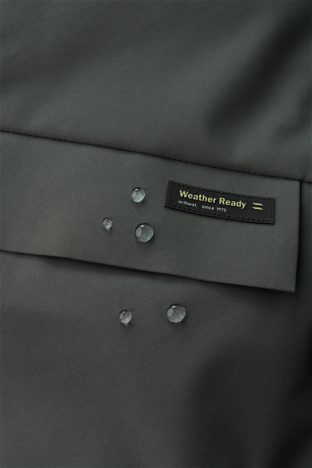 WATER-REPELLENT 50% FEATHER AND 50% DOWN PUFFER JACKET WITH LABEL