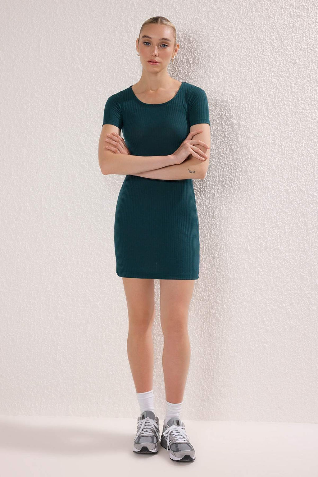 Siyah Mini Bodycone/Vucuda Oturan Orme Elbise TWOSS25EL00851 - Trendyolmilla фото 7