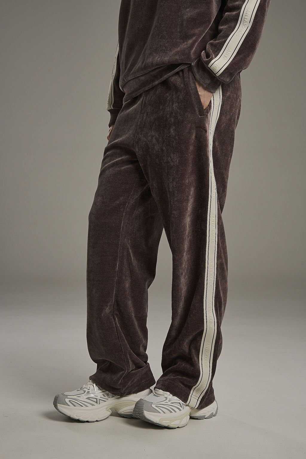 Брюки трикотажные Коричневый ICONIC Knit Track Pants - Anta фото 4