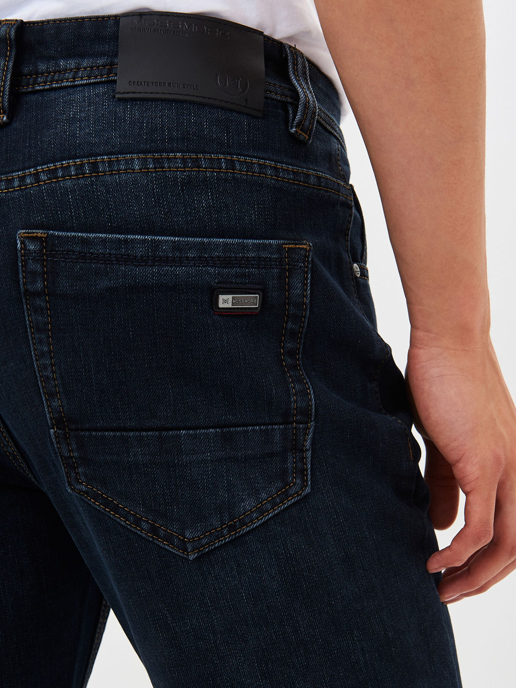 Утепленные мужские джинсы прямые кроя с начесом - Mossmore фото 18