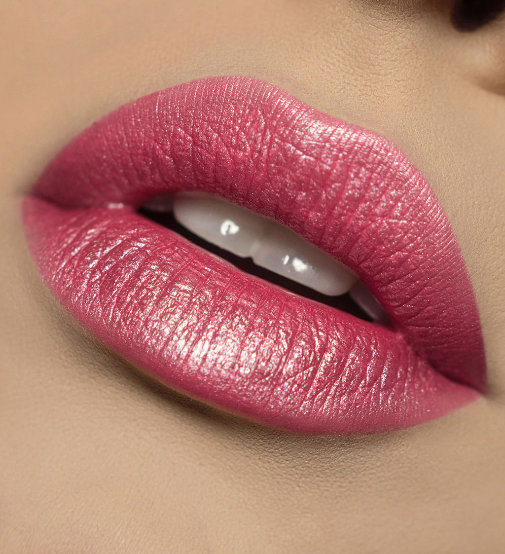 LuxVisage Губная помада LUXVISAGE тон 02 розовый с жемчужно-розовым перламутром