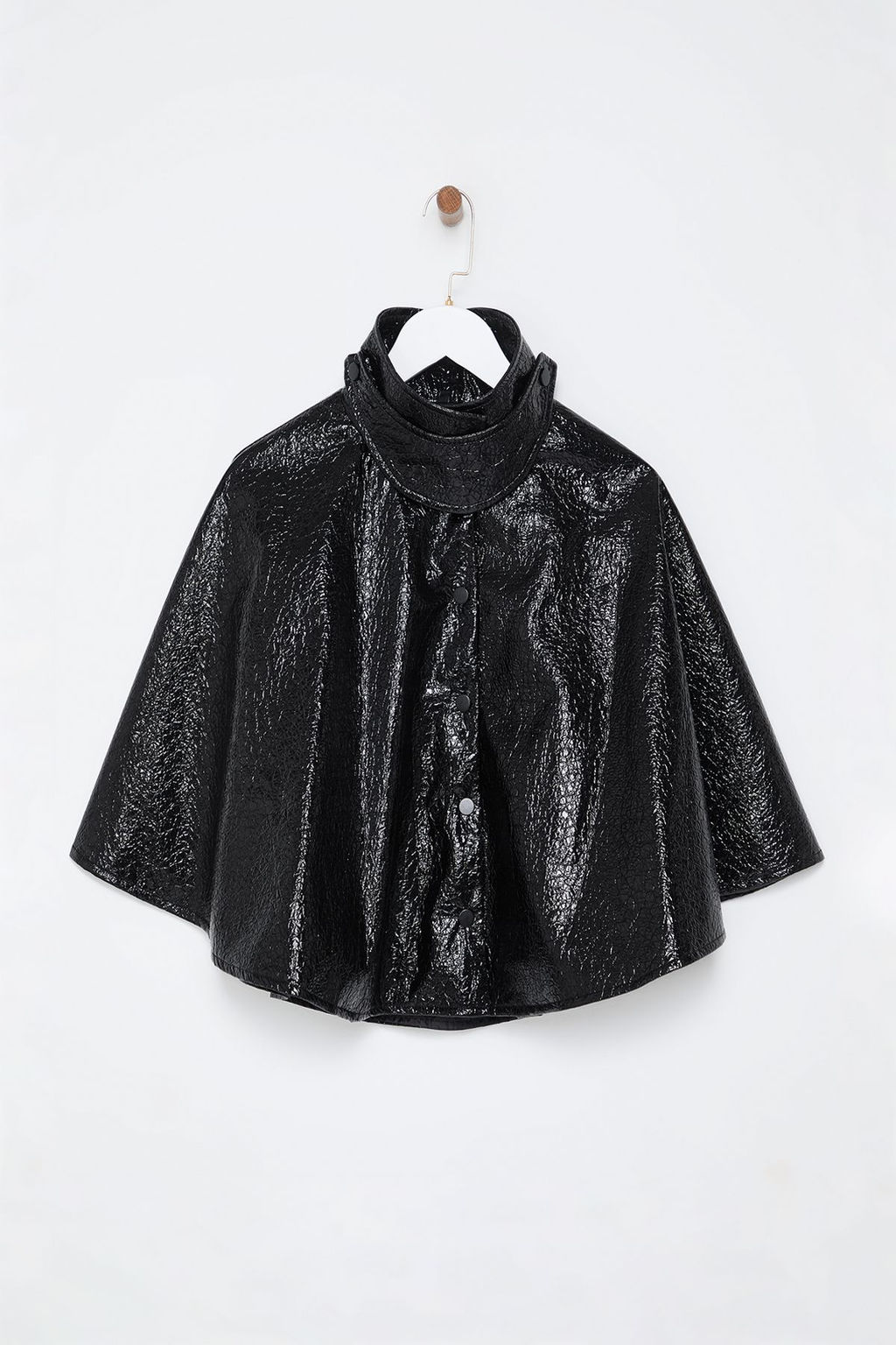 TRENDYOLMILLA Siyah Oversize Parlak Pelerin Mont TWOAW25MO00181  фото 6