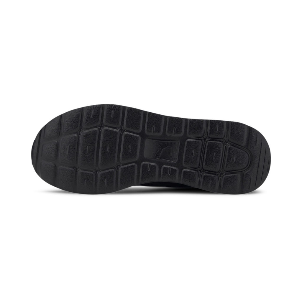 Кроссовки взрослые