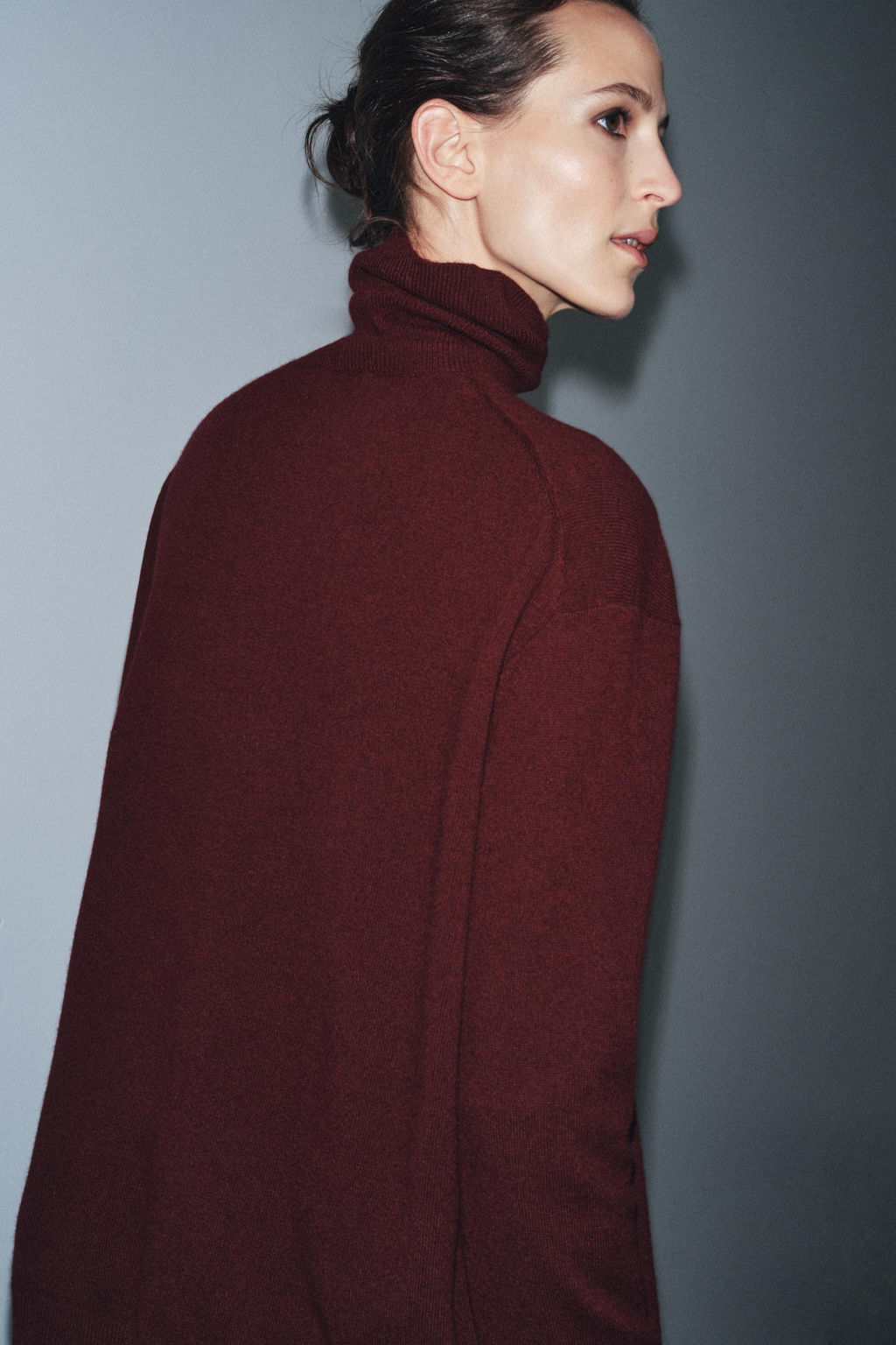 100% WOOL OVERSIZE HIGH NECK JUMPER - Zara фото 3